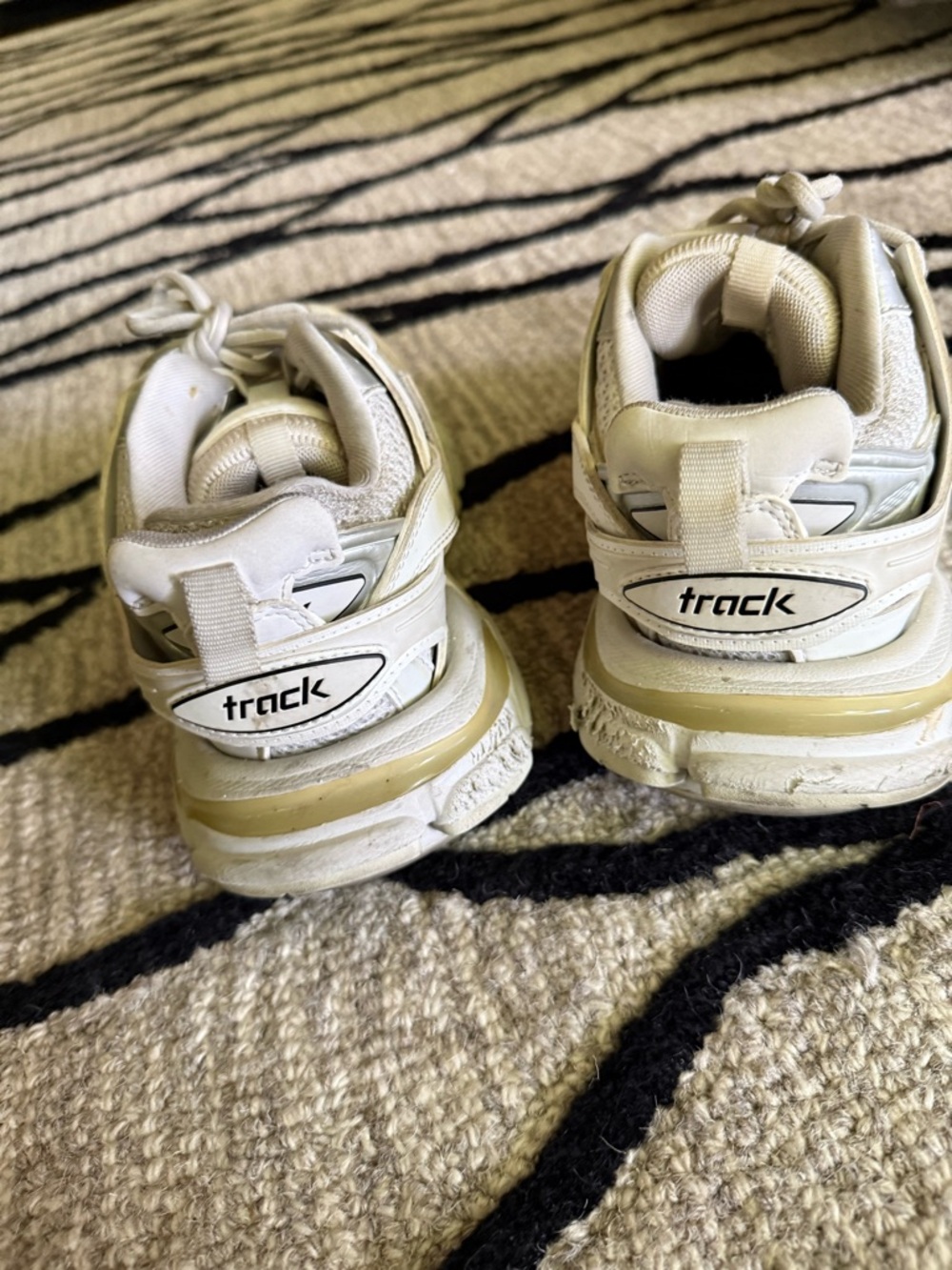 Balenciaga Women’s Cream/White Chunky Track Sneakers - Picture 6 of 6